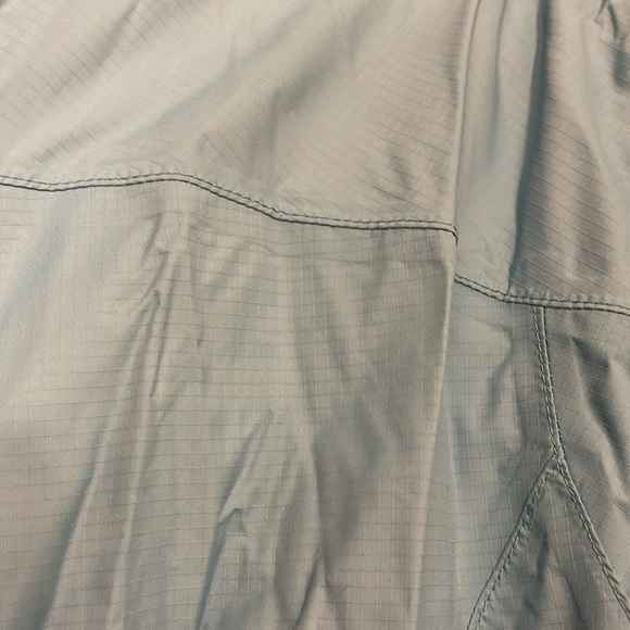 Ll Bean rain jacket - Picture 3 of 4